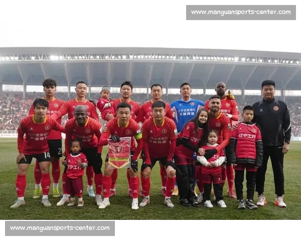 辽宁铁人 1-1 南京城市:邦本造点 + 中柱憾平,VAR 扼杀绝杀留争议